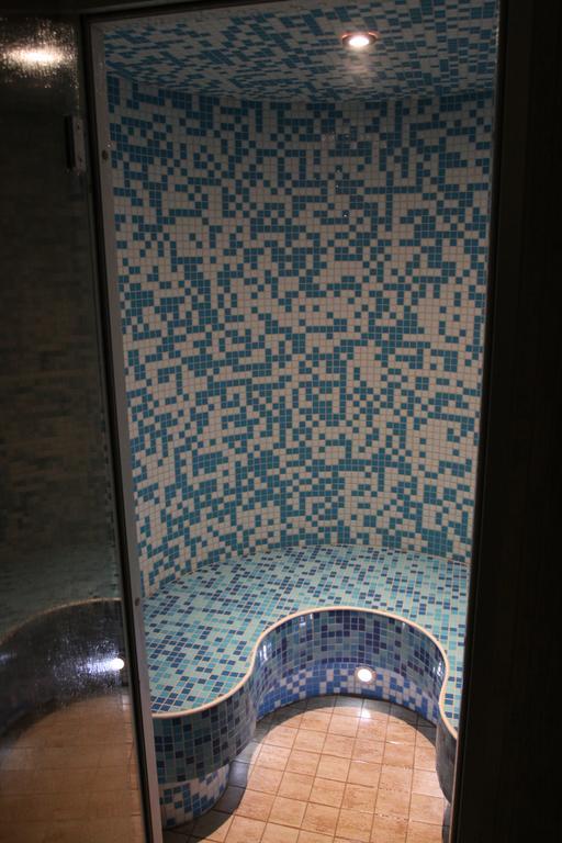 Hotel Odra オストラヴィツェ エクステリア 写真